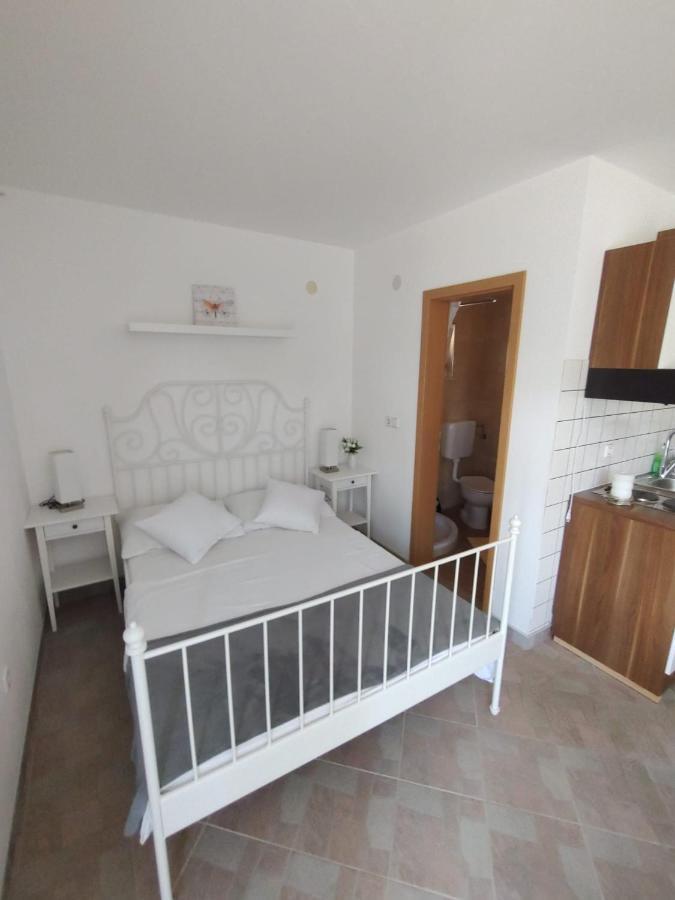 Mena Apartamento Vir